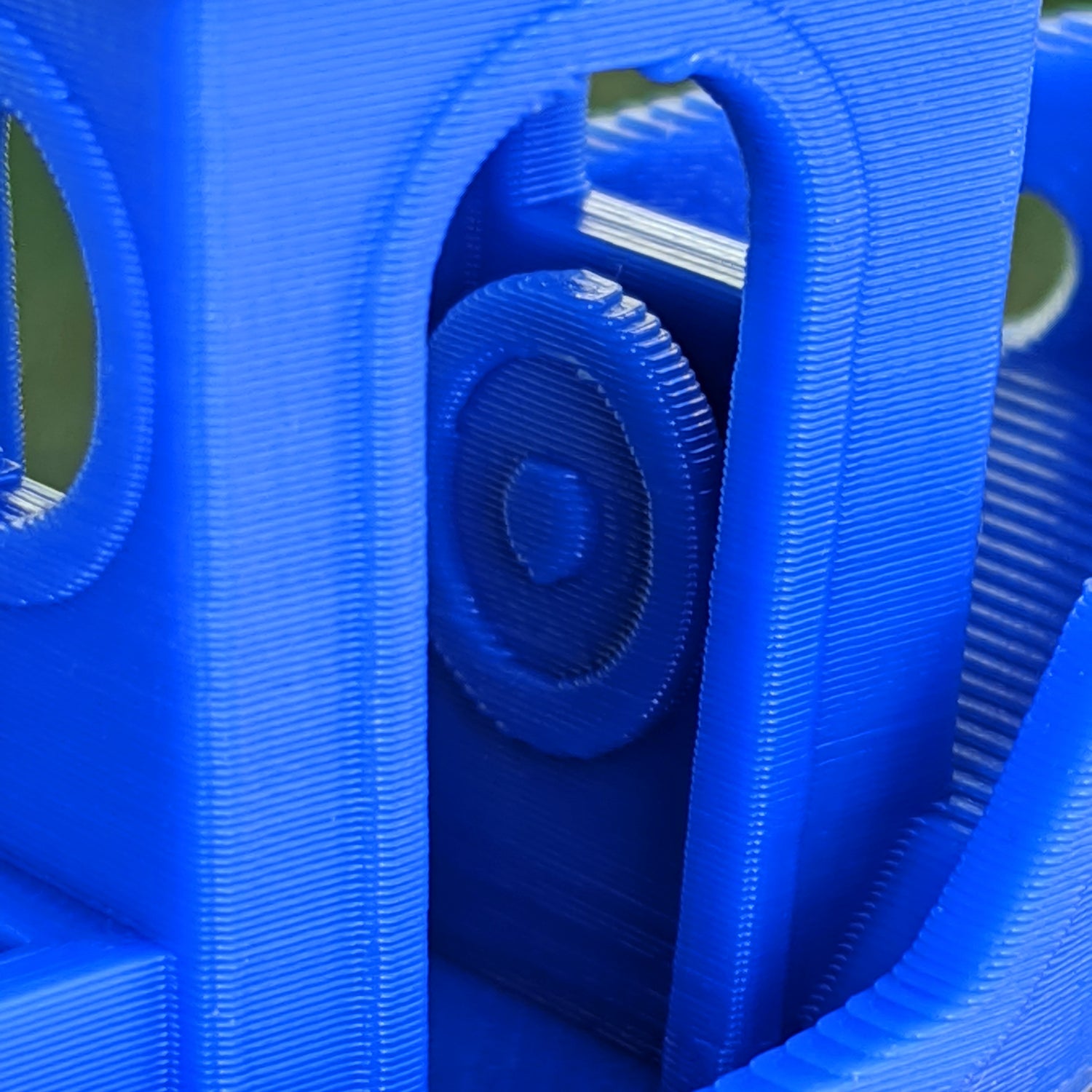 Zoomed in image showing the helm of a 3D printed benchy